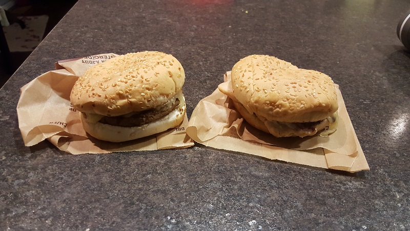 Double Review: A&W Mushroom Mozza Burgers